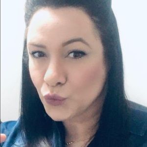 Meet your Posher, Andreina